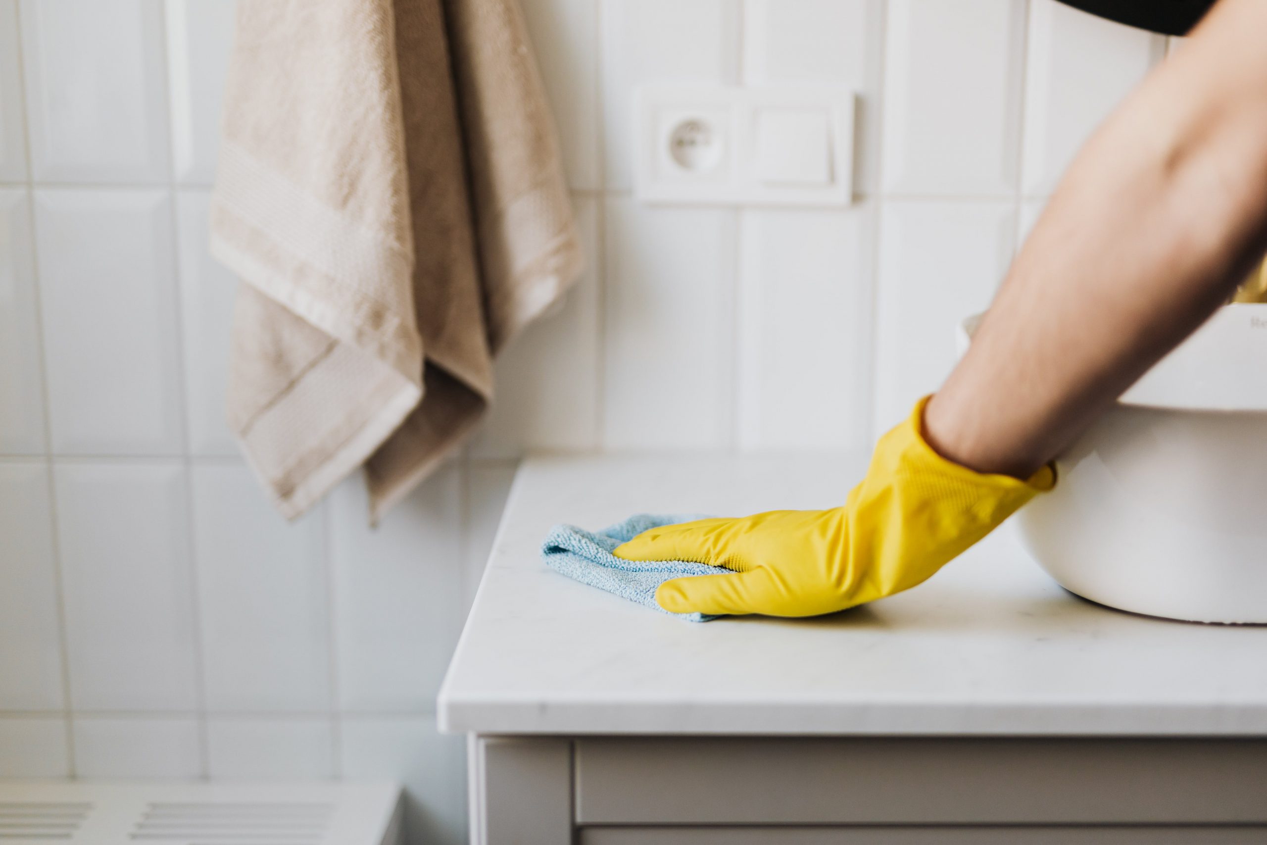 general cleaning of the flat kitchen